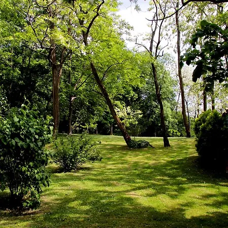 Bed & Breakfast La Source De Bardon 3*